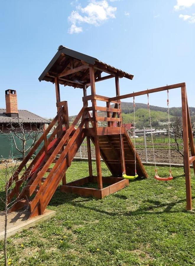 Casa Dumitru Hotel Ceraşul Buitenkant foto